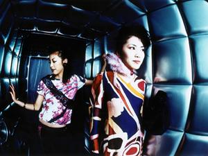 華やかな社交ダンスに必要な衣装はこちらへどうぞ